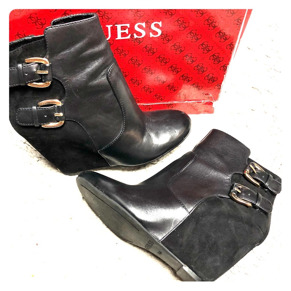 GUESS black bootie